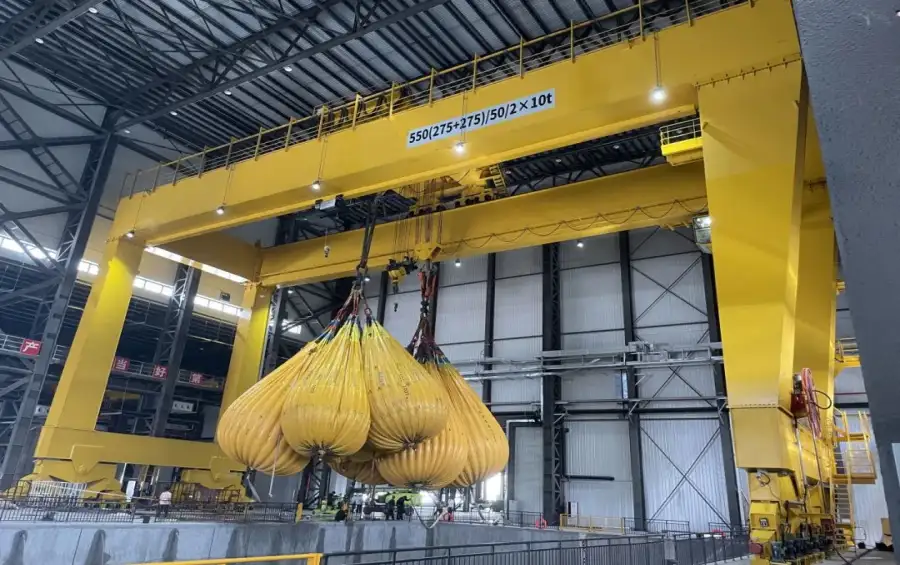 550t Gantry Crane Load Test.webp 550t Gantry Crane Load Test.webp