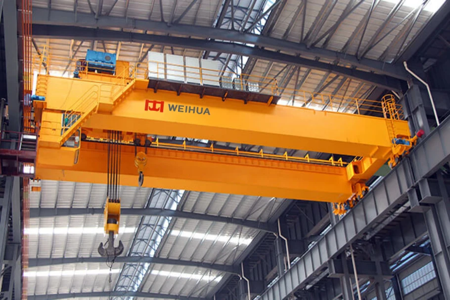Explosion-proof Overhead Crane operating inside chemical plant against explosion risks.webp